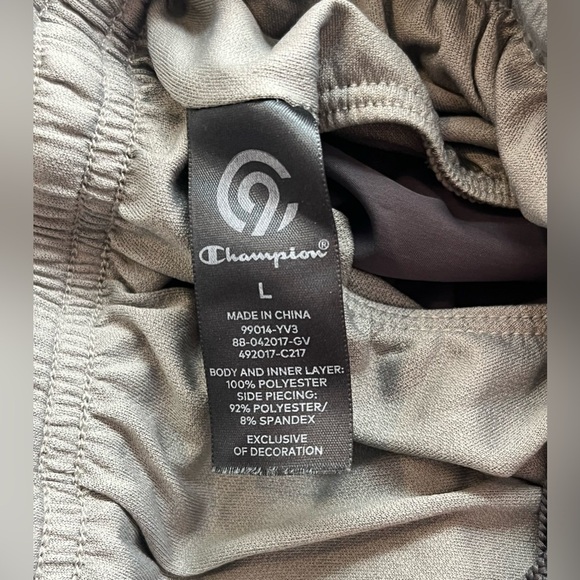 Champion C9 Women’s Gray Athletic Shorts with Back Zipper Pocket & Inner Layer - Picture 12 of 14